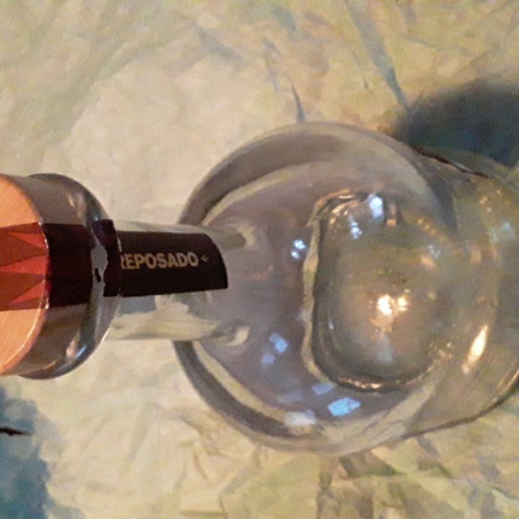 Liquor container - Picture 3 of 5